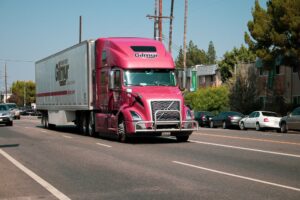 5/31 Delafield, WI – Box Truck Accident Injures Teen on I-94 Near Hwy C
